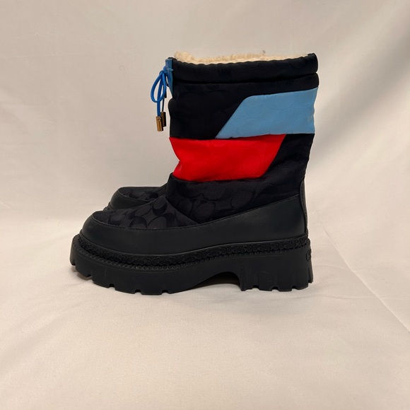 COACH WINTER BOOTS! - Picture 10 of 11